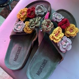 MUK LUKE SUEDE/MACRAME SANDALS NEW !!